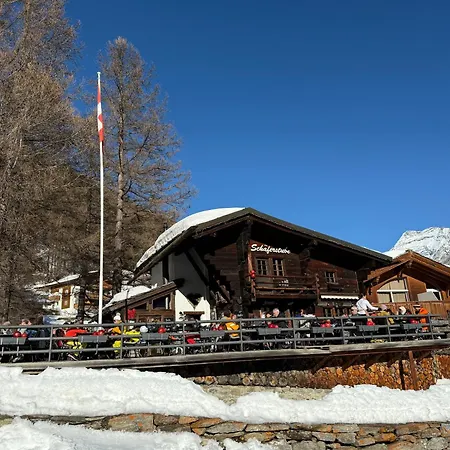 Allalin View Apartman *